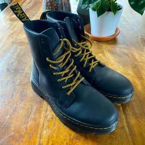 Black Dr. Martin boots. Mens 8, Women’s 9, UK 7